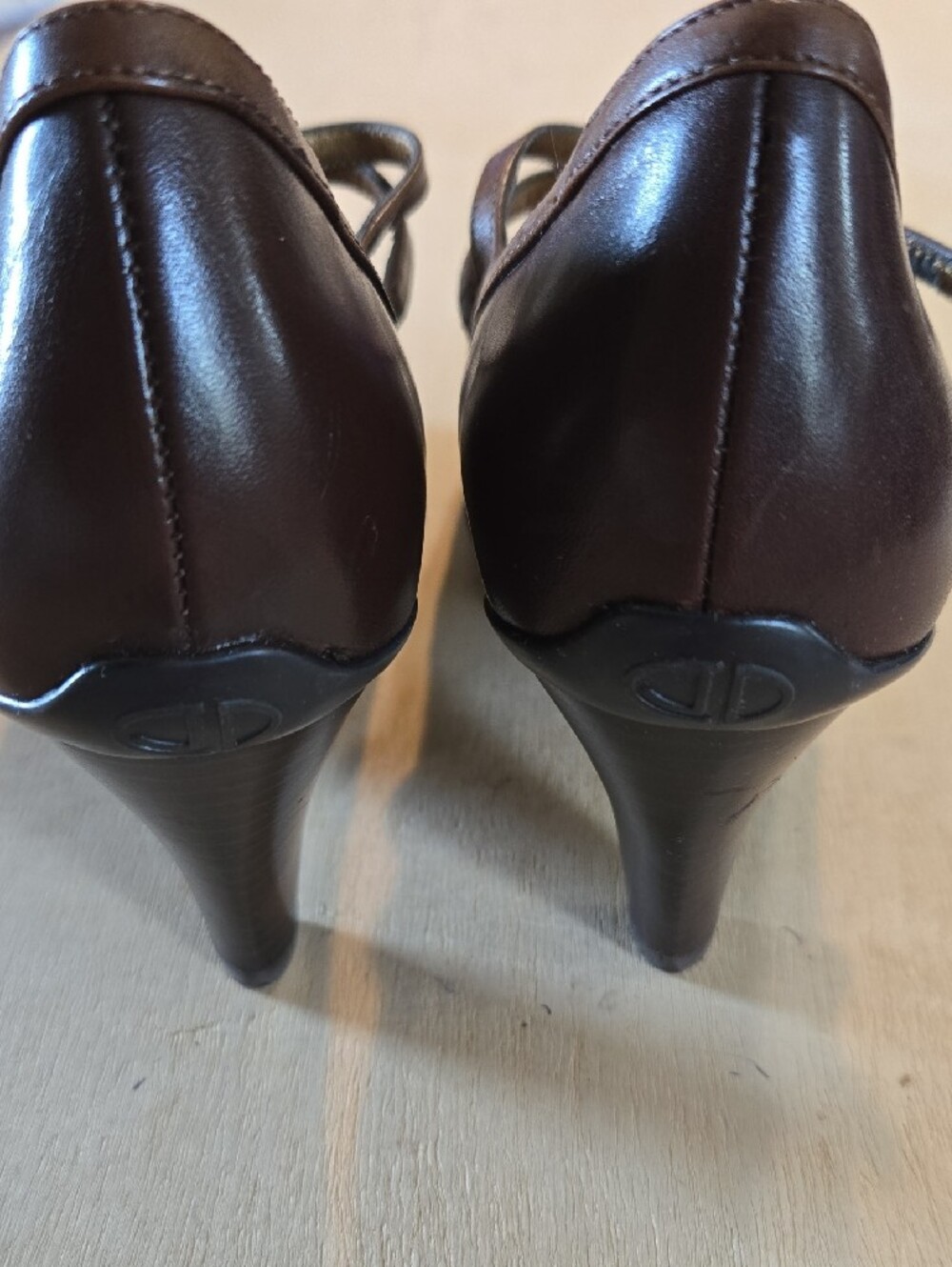 Vintage Circa Joan & David Leather Mary Jane Pump Adjustable Straps Gold Buckle - Picture 7 of 11